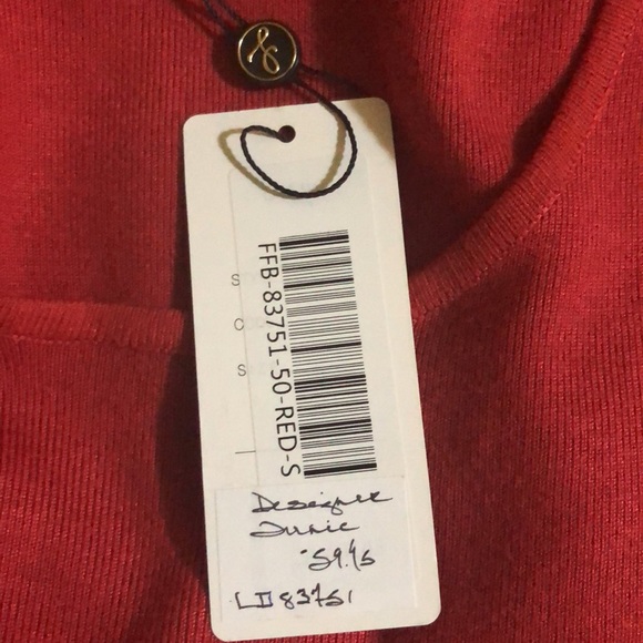 New Woman’s Lavena Red Sweater w/ Sparkles NWT!! - Picture 14 of 14